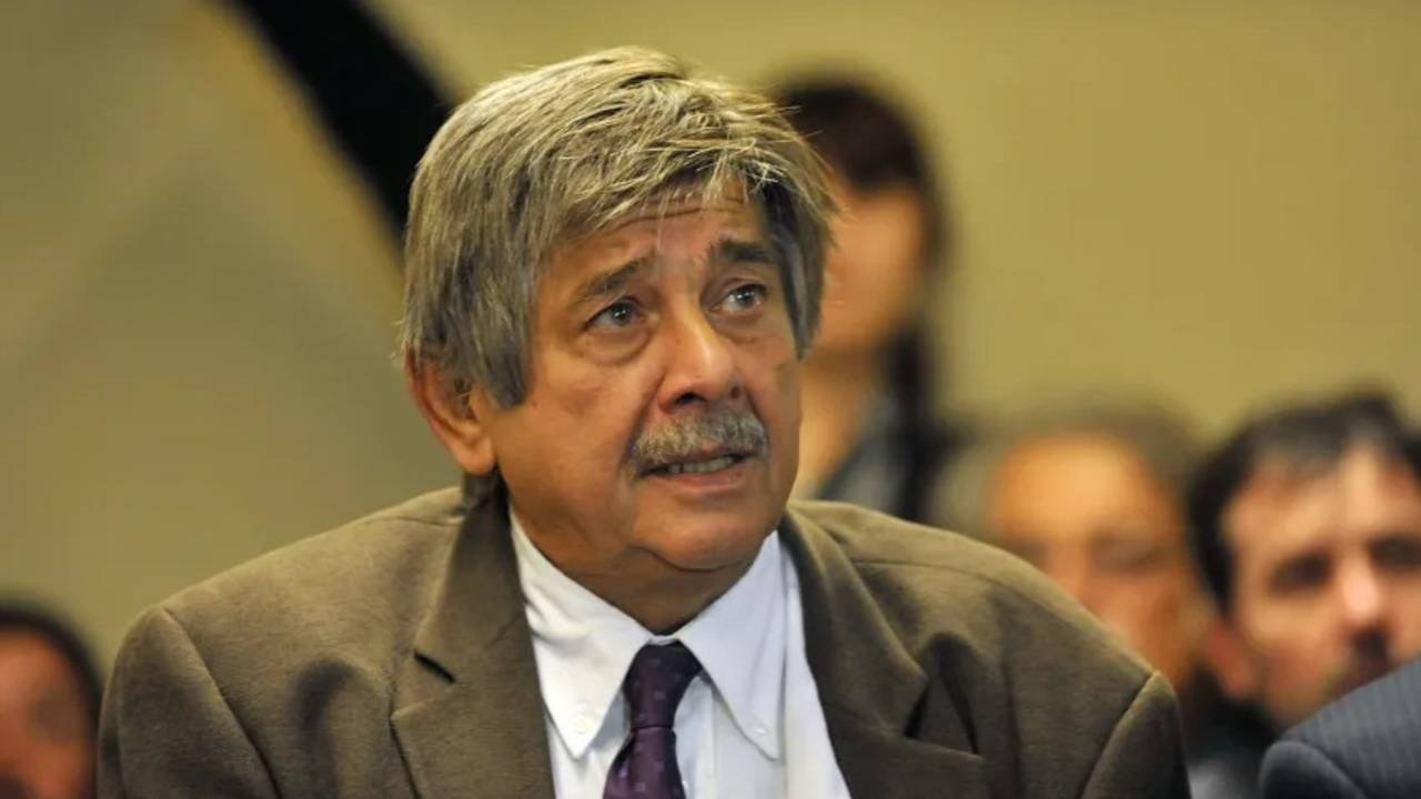Carlos Slepoy, un imprescindible: el hincha de Lanús que llevó a los genocidas del mundo al banquillo de los acusados